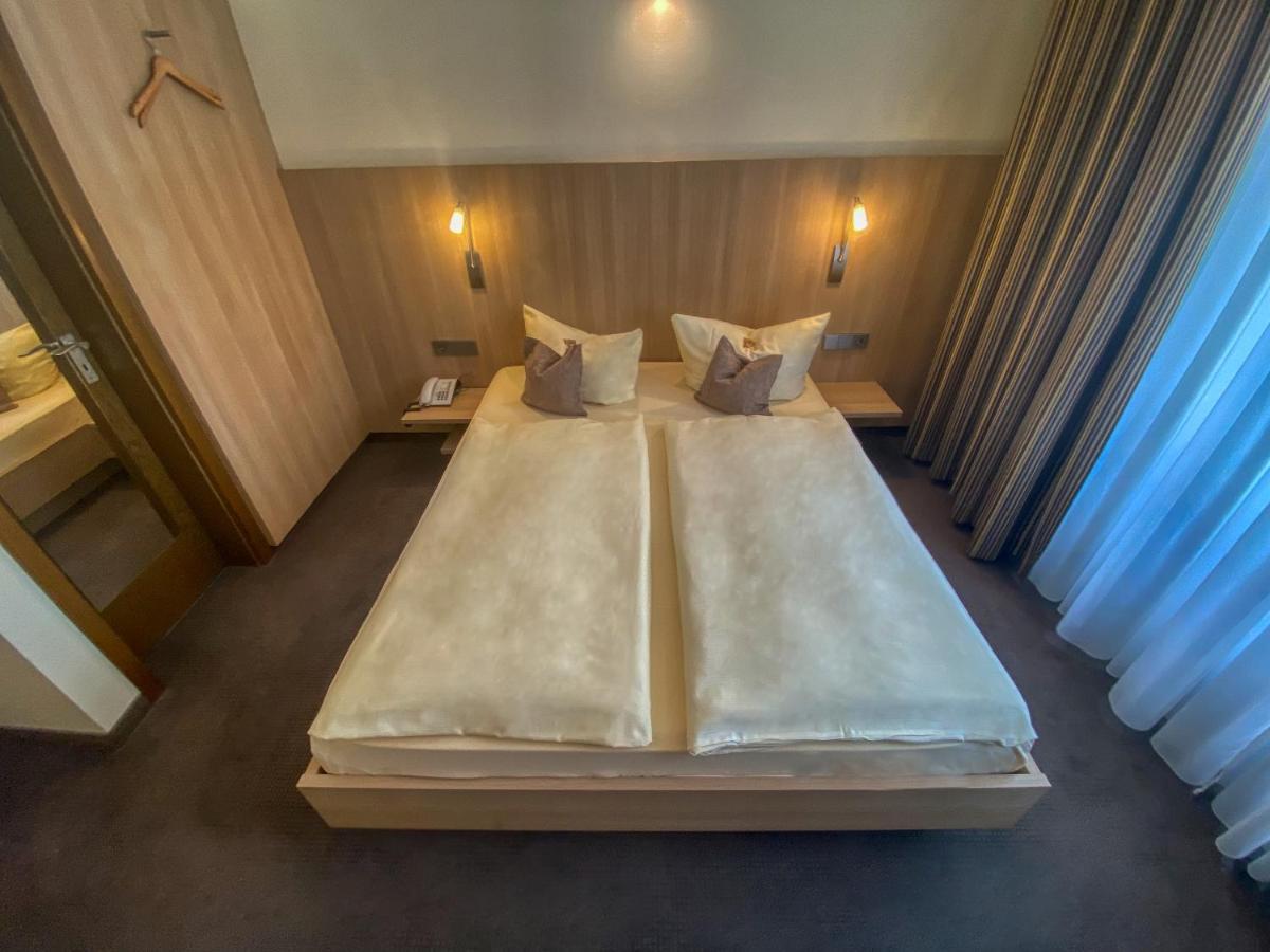 City Partner Hotel Berliner Hof Карлсруе Екстер'єр фото