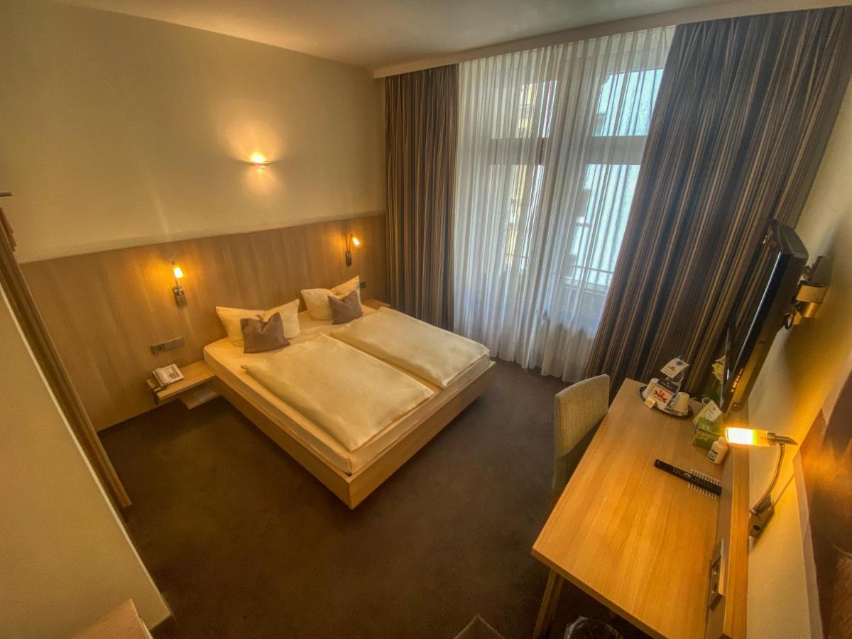 City Partner Hotel Berliner Hof Карлсруе Екстер'єр фото