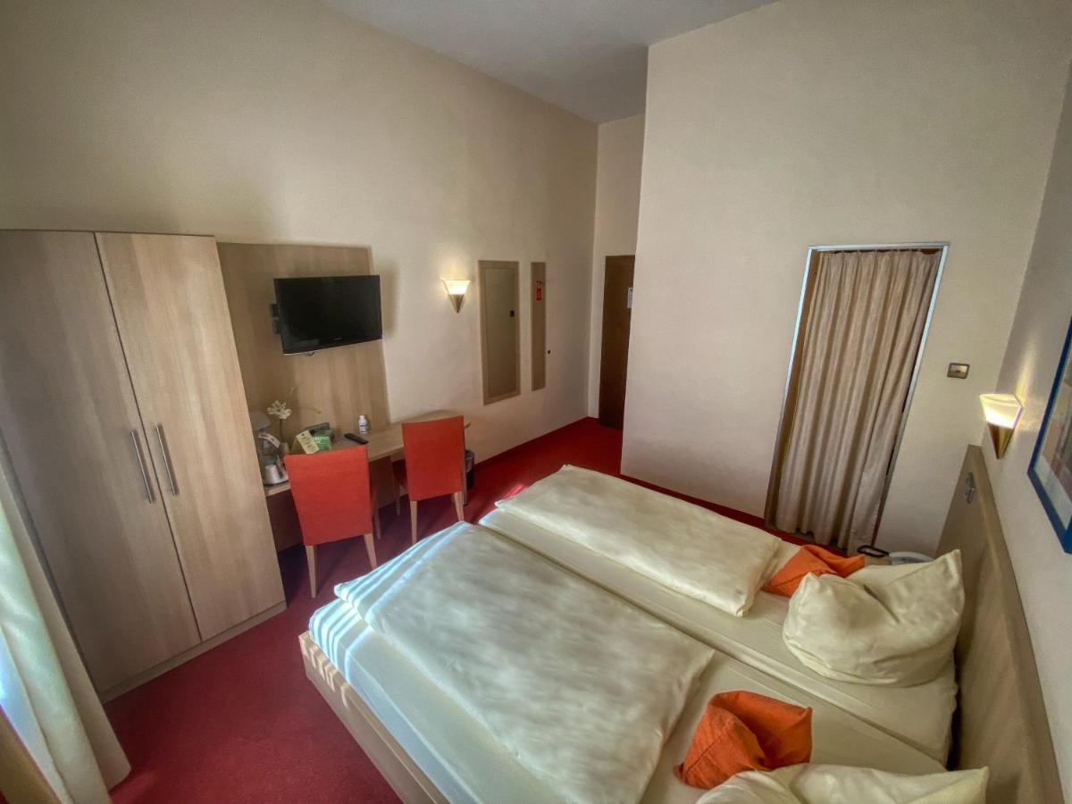 City Partner Hotel Berliner Hof Карлсруе Екстер'єр фото
