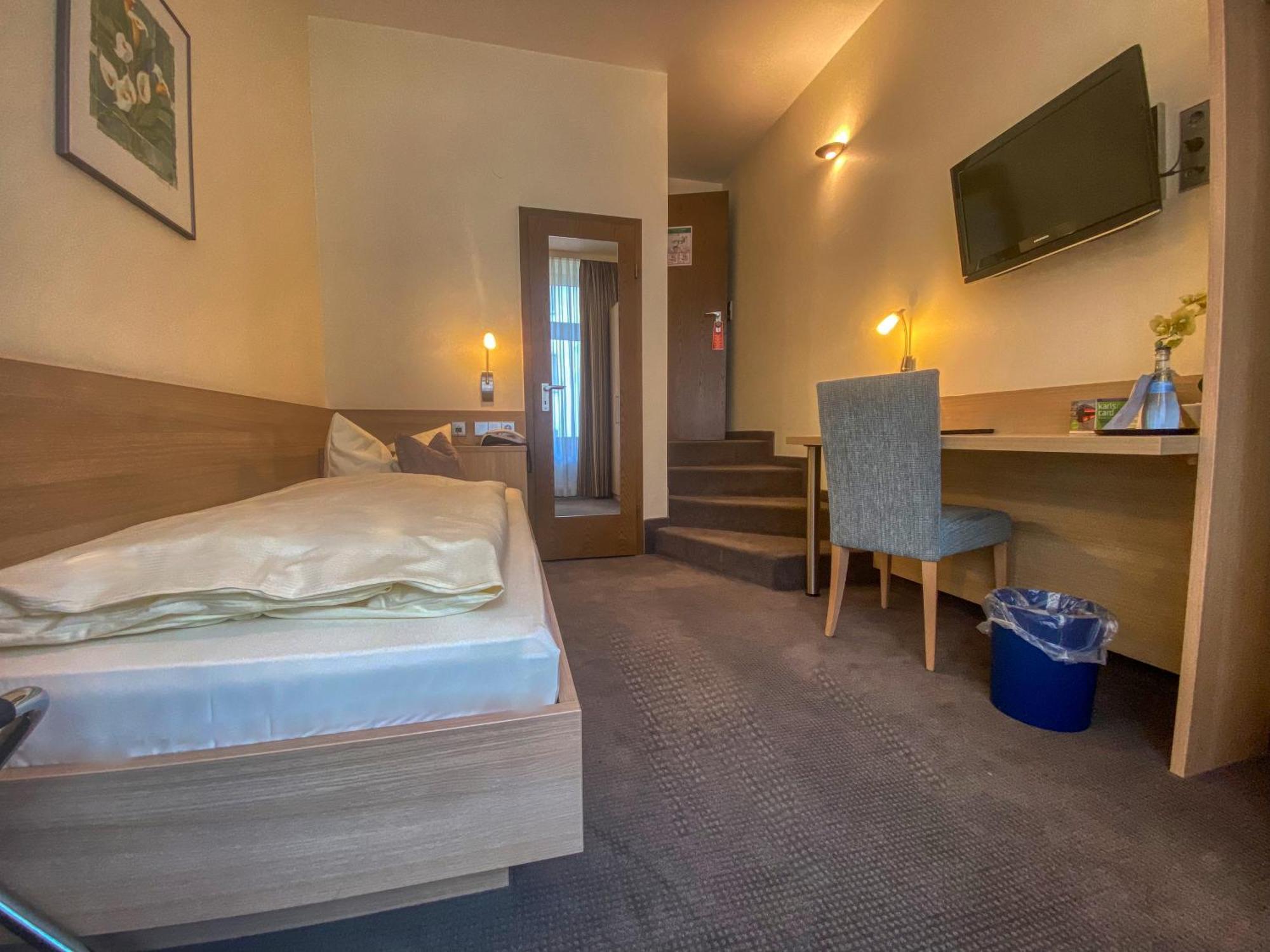 City Partner Hotel Berliner Hof Карлсруе Номер фото